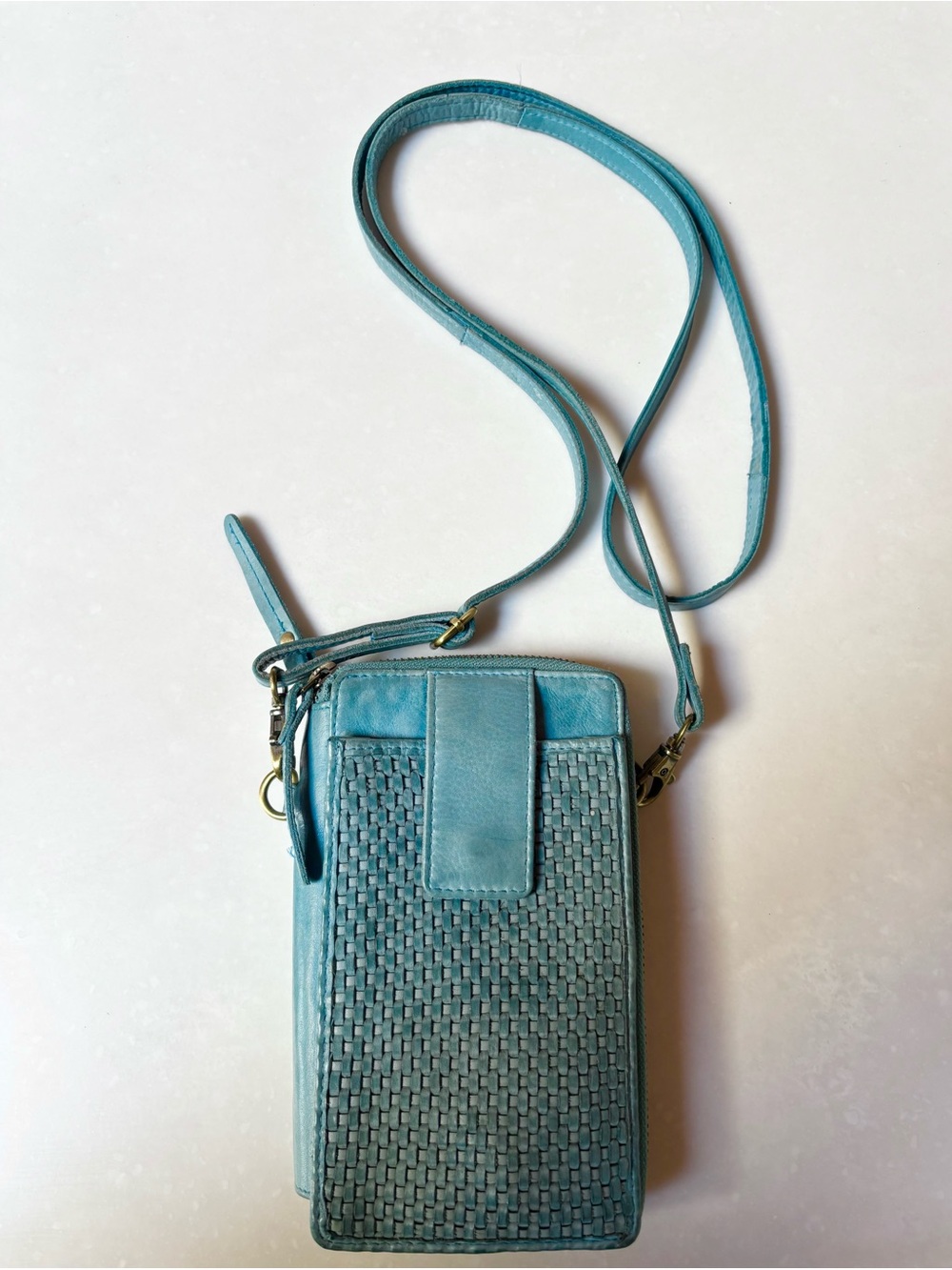 Milo Made in Canada Light Blue Leather Wallet Crossbody with Zip and Card